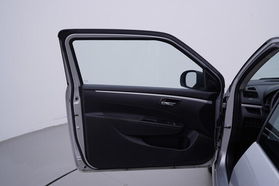 SUZUKI SWIFT Sport 1.6 1.6i 100 kW manuál_4