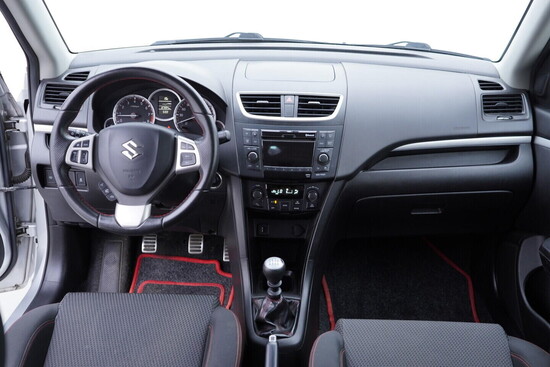 SUZUKI SWIFT Sport 1.6 1.6i 100 kW manuál_5