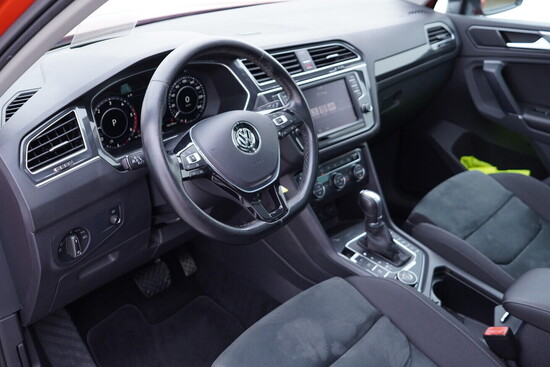VOLKSWAGEN TIGUAN Highline 2.0 TDI 140 kW automat_5