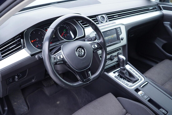 VOLKSWAGEN PASSAT  2.0 TDI 140 kW automat_5