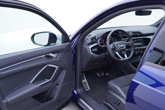 AUDI Q3 S-line 2.0 TDI 110 kW automat, DPH_4