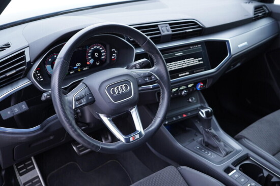 AUDI Q3 S-line 2.0 TDI 110 kW automat, DPH_5