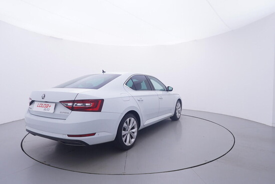 ŠKODA SUPERB L&K 2.0 TDI 140 kW automat_3
