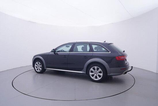 AUDI A4 ALLROAD QUATTRO  2.0 TDI 130 kW automat_2