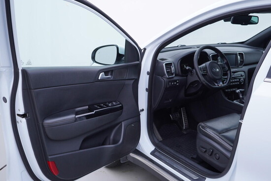 KIA SPORTAGE Gt- line 1.6 T-GDI 130 kW automat, DPH_4