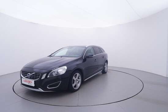 VOLVO V60  2.4 D5 169 kW automat_1