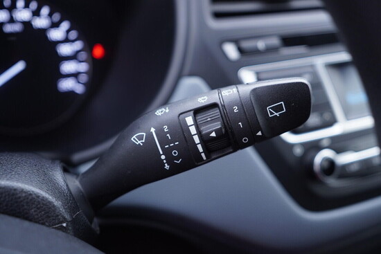 HYUNDAI I20 1.2 MPI 55 kW manuál_5