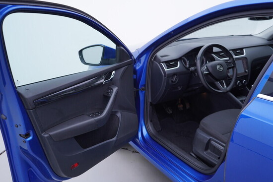 ŠKODA OCTAVIA Style 2.0 TDI 110 kW manuál_4