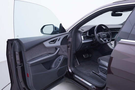 AUDI SQ8 S-line 4.0 TSI 320 kW automat, DPH_4