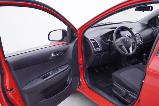 HYUNDAI I20 1.2 DOHC 62 kW manuál_4