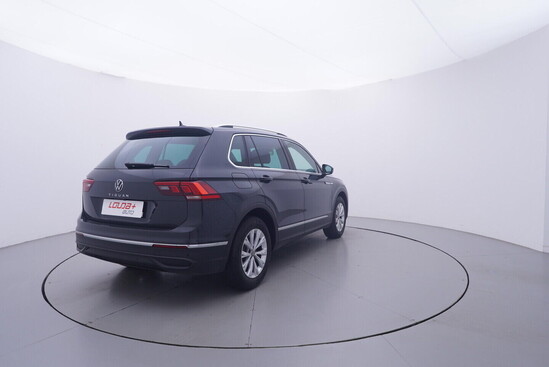 VOLKSWAGEN TIGUAN Life 1.5 TSI 110 kW manuál_3