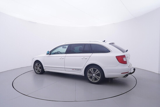 ŠKODA SUPERB 2.0 TDI 125 kW manuál_2