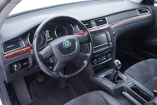 ŠKODA SUPERB 2.0 TDI 125 kW manuál_5