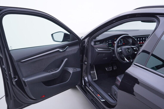 ŠKODA OCTAVIA RS 2.0 TDI 147 kW automat_4