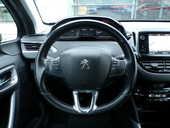 PEUGEOT 2008 Active 1.6 BlueHDI 88 kW manuál_5