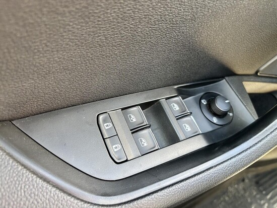 ŠKODA SUPERB Style Plus 1.4 TSI 110 kW manuál_5
