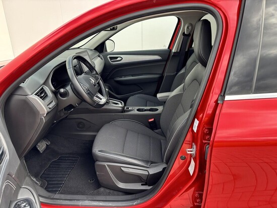 RENAULT ARKANA E-Tech 1.6  105 kW automat_4