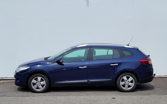 RENAULT MÉGANE dynamique 1.9 DCI 96 kW manuál_2
