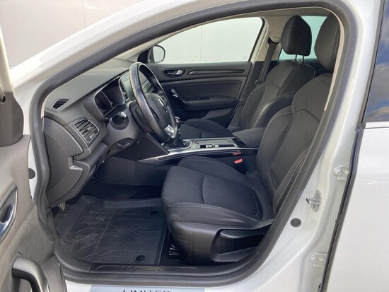 RENAULT MÉGANE  1.3 TCe 103 kW manuál, DPH_4
