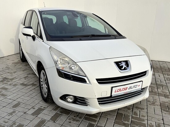 PEUGEOT 5008  1.6 vti 88 kW manuál_2