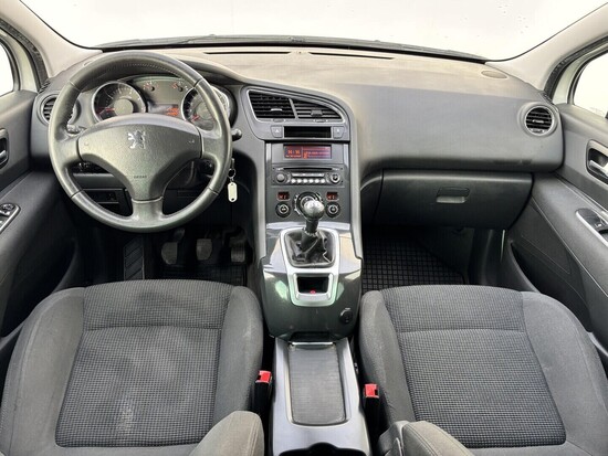 PEUGEOT 5008  1.6 vti 88 kW manuál_5