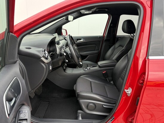 MERCEDES-BENZ B180  1.5 180D 80 kW automat_4