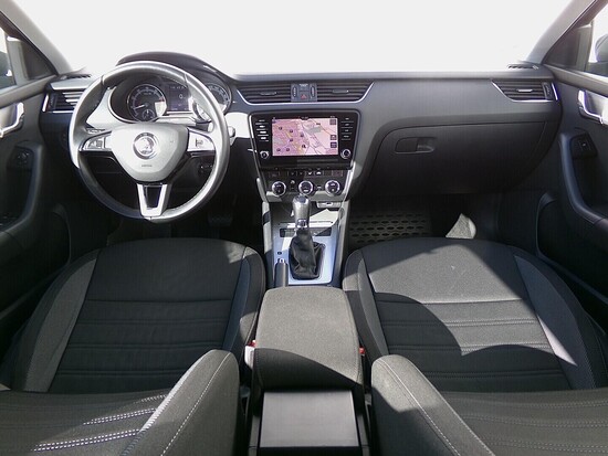 ŠKODA OCTAVIA Ambition 1.5 TSI 110 kW automat_4