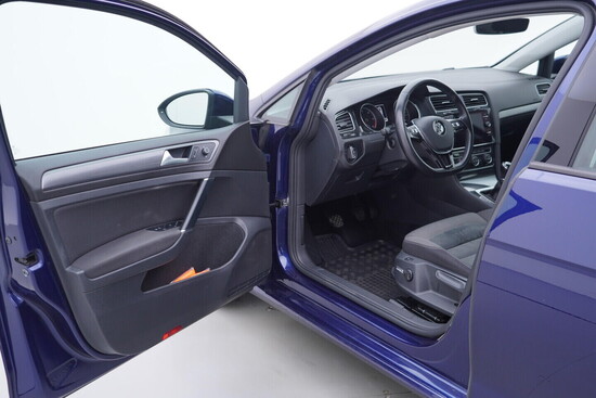 VOLKSWAGEN GOLF  1.6 TDI 85 kW manuál_4