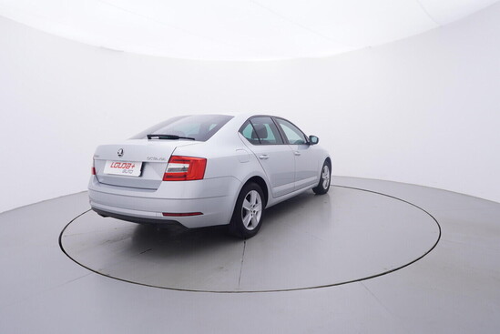 ŠKODA OCTAVIA Ambition Plus 1.6 TDI 85 kW manuál, DPH_3