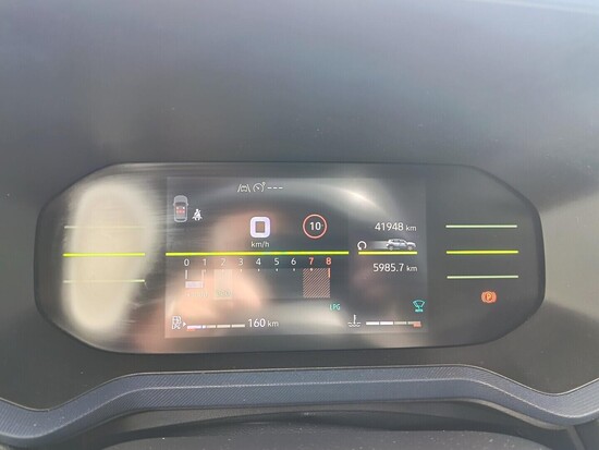 DACIA DUSTER expression 1.0 TCe 67 kW manuál_4